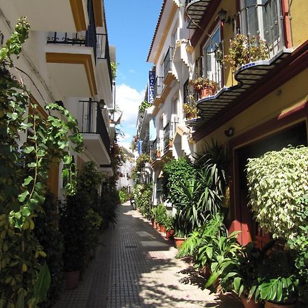 Hostal La Pilarica Marbella Ngoại thất bức ảnh